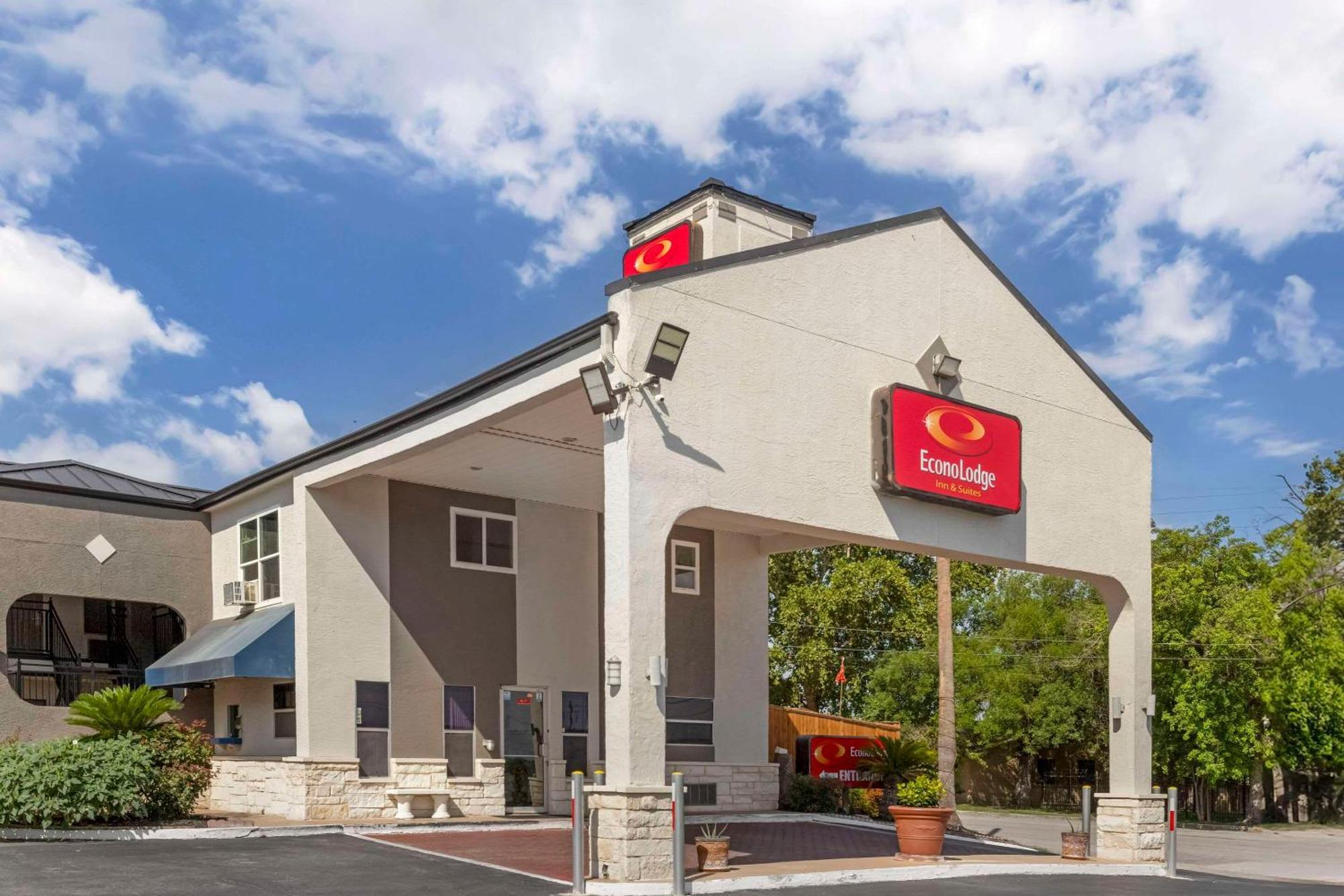 Econo Lodge Inn & Suites Near Lackland Afb Сан-Антонио Экстерьер фото