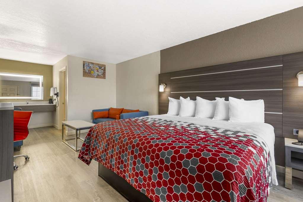 Econo Lodge Inn & Suites Near Lackland Afb Сан-Антонио Номер фото